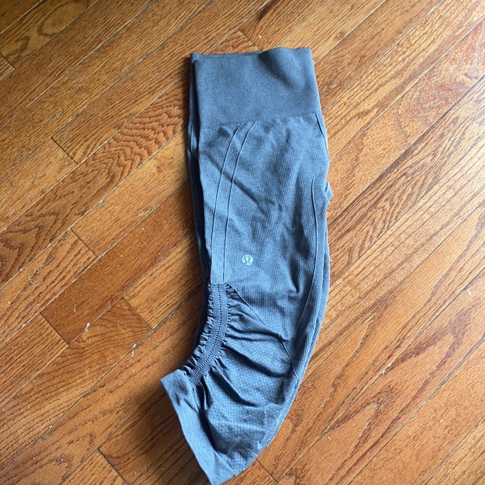 Lulu lemon cropped leggings